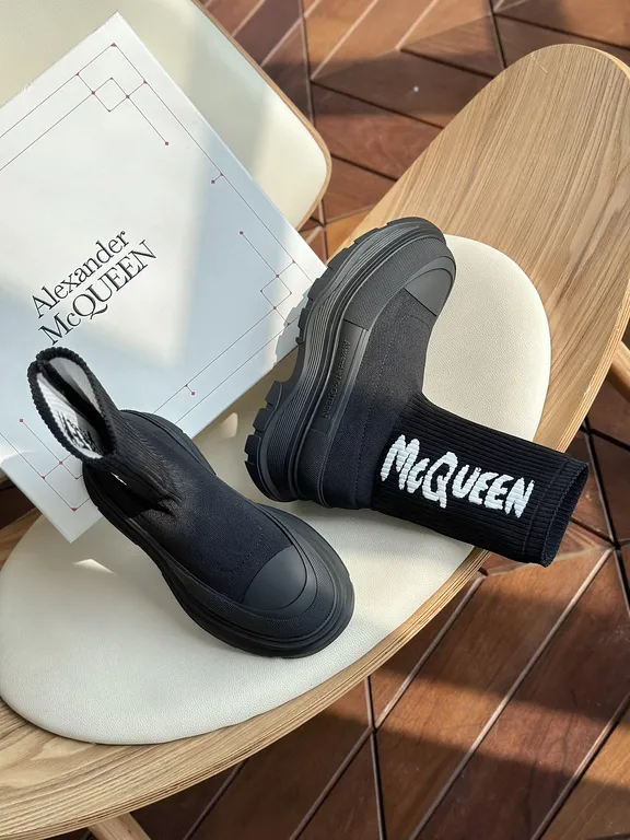 Alexander McQueen Shoe 